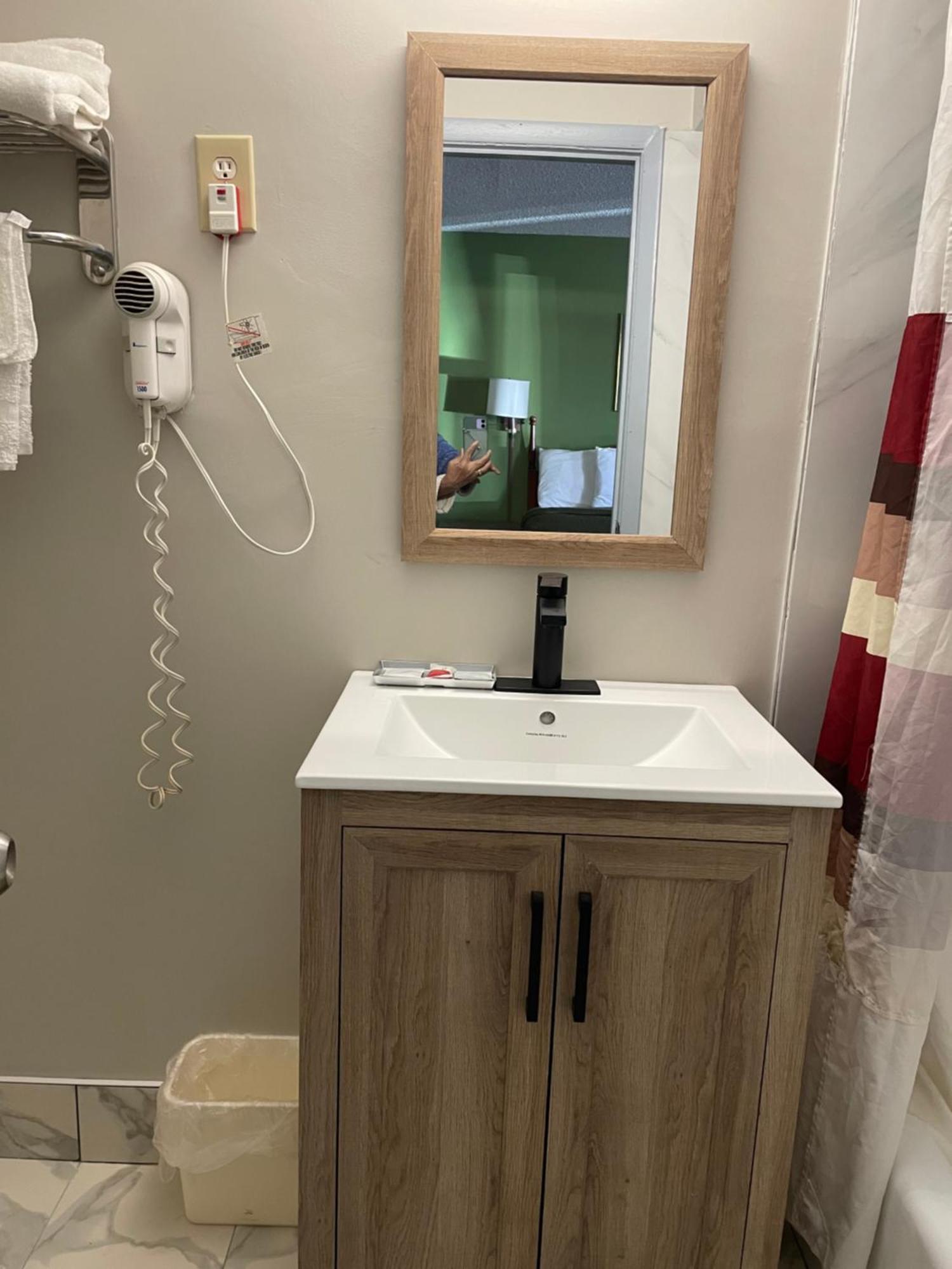 Gas Lite Motel Lawrenceville Экстерьер фото