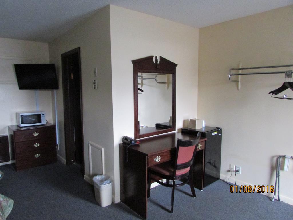 Gas Lite Motel Lawrenceville Экстерьер фото