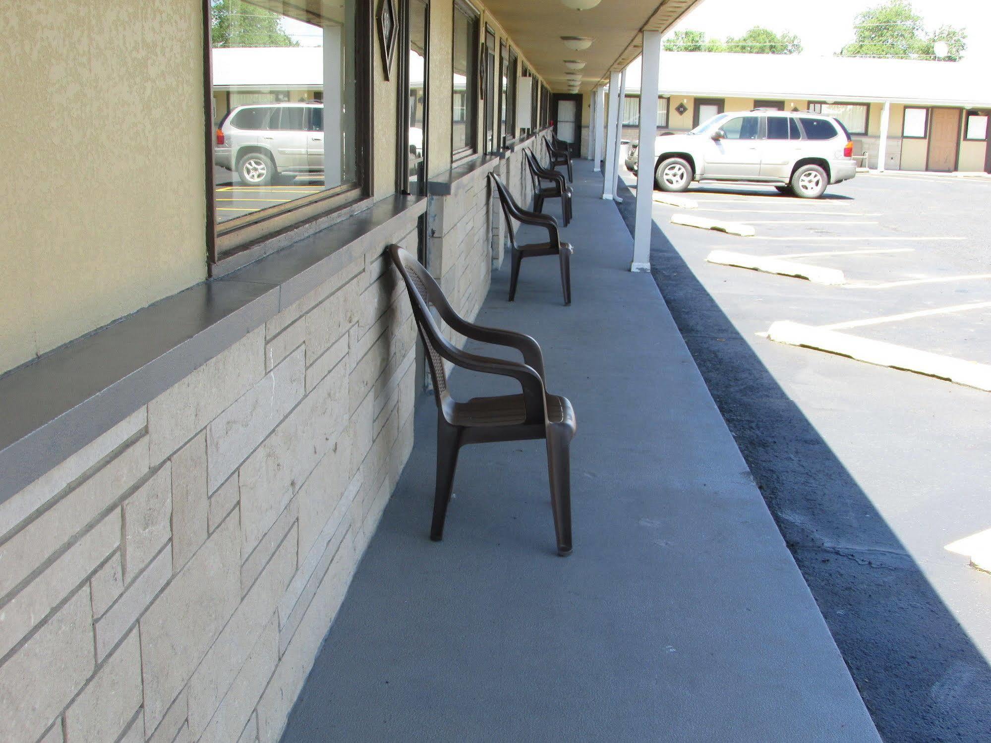Gas Lite Motel Lawrenceville Экстерьер фото